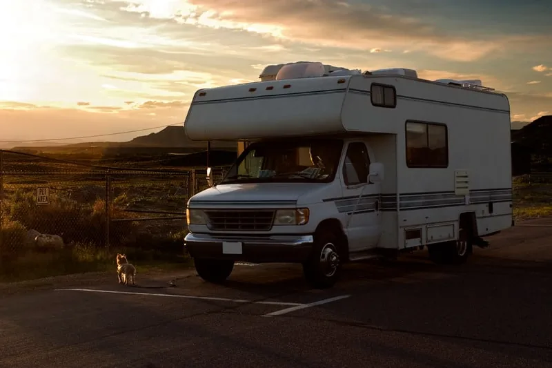 Gatineau RV motorhome ready for transport